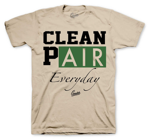 Clean Pair Graphic T-Shirt | Foamposite Green Camo
