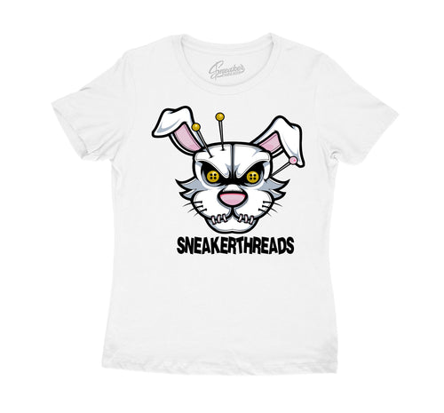 T shirt for ladies matching with Jordan 6 gold hoop sneaker collection 