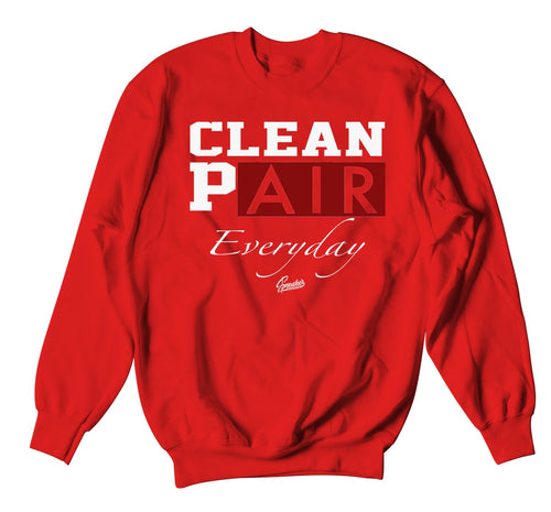 sweatshirt crewneck made to match the red carpet 17s