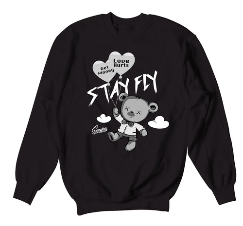 Sweater collection has matching sneaker air max 90 chrome metallic collection 